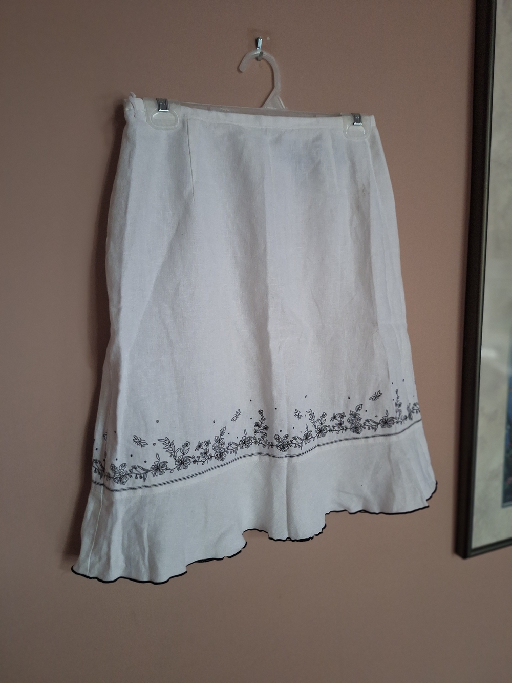 Norton McNaughton % Linen White A-Line Skirt with Black Floral Trim